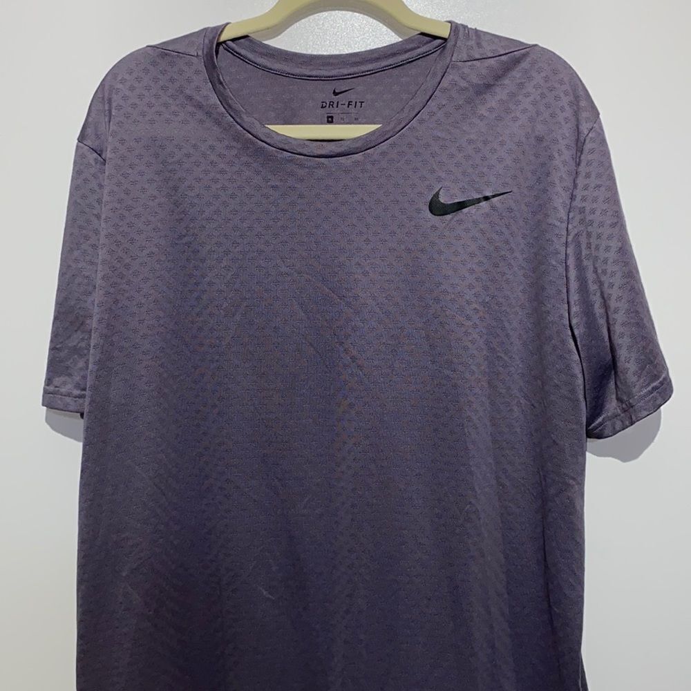 Nike Men's Gray Dri-Fit Textured Swoosh Logo Short Sleeve Athletic T-Shirt XL - Picture 1 of 10